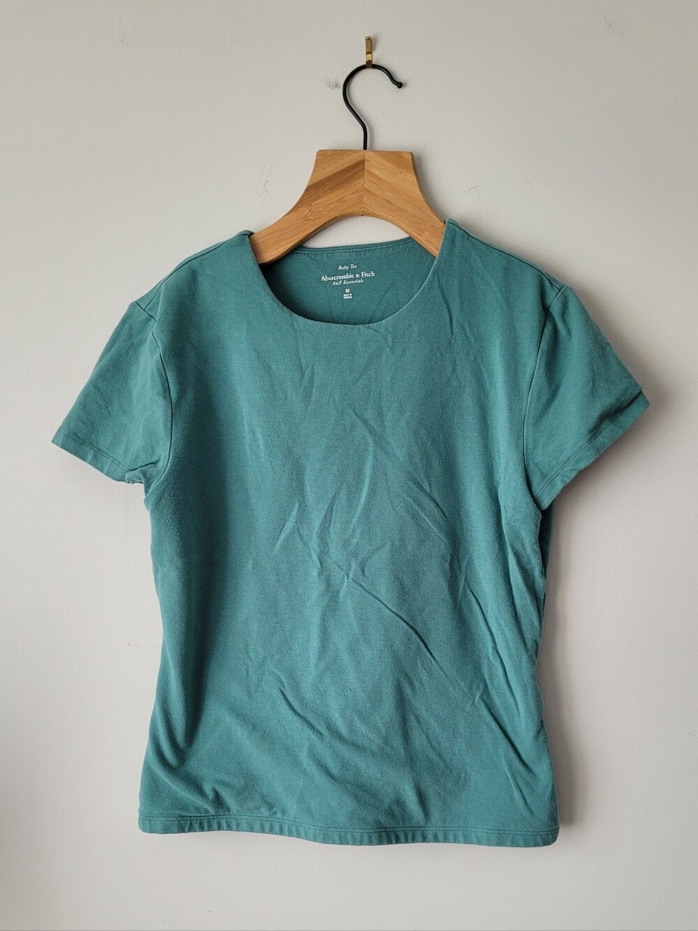Abercrombie & Fitch Baby Tee